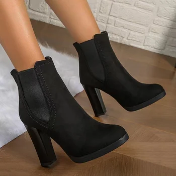 Дамски ботильоны на дебелите обувки в стил ретро 2023 г. Есенни къси ботуши на платформа с остри пръсти Дамски Черни Обувки на Челси от изкуствен велур Botas Mujer