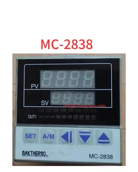 Се използва регулатор на температурата на MC-2838