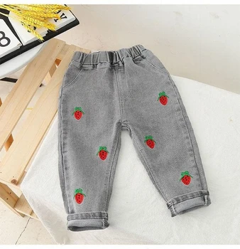 Нови детски модни дънки, Дълги панталони, Класически дънкови панталони с бродерия ягоди за момичета, Детски дънки, Пролетно-есенни дънки