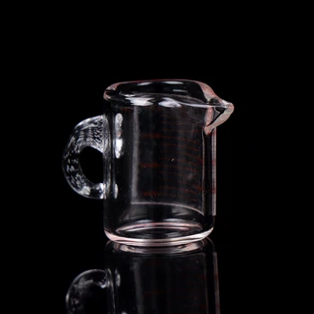 1 бр. нов стъклена мерителна чашка, за да куклена къща 1:12, моделът на мебели, аксесоари за украса