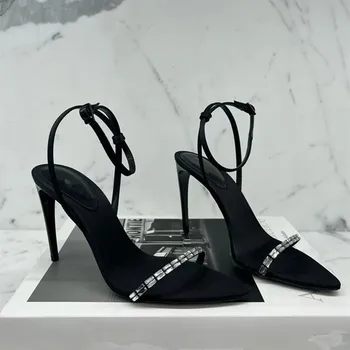 Пикантни сандали с кристали на висок ток, с отворени пръсти отстрани, модни черни дамски сандали на тънък ток, с остри пръсти